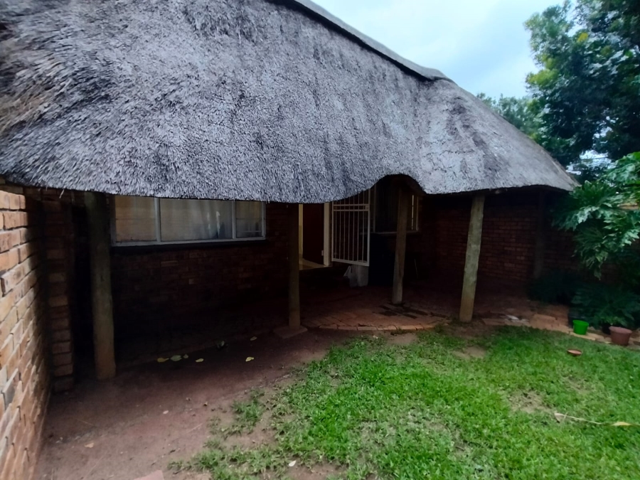 3 Bedroom Property for Sale in Safari Gardens North West